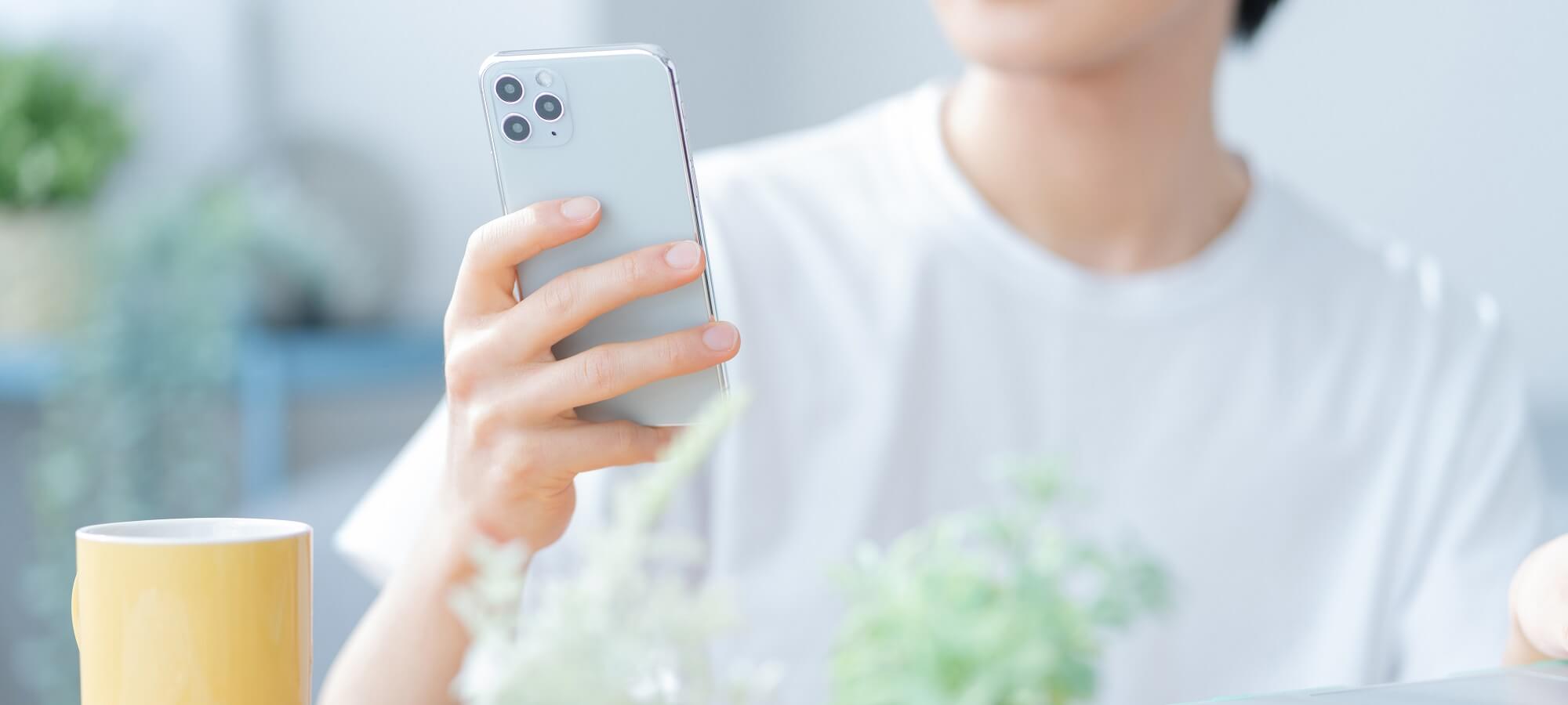 スマートフォンによる身体の痛み│肩こり・腰痛・筋肉痛│トクホン│大正製薬